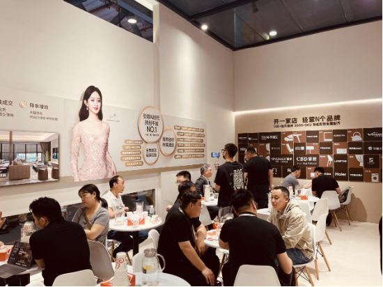 广州定制展|尚品宅配Ai迭代+拎包开业，开辟家居商业新蓝海 第12张